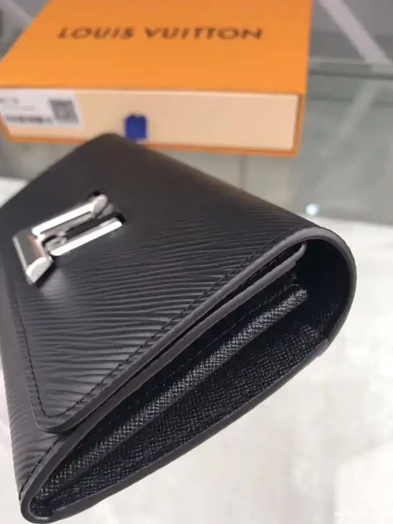 AAA Replica Ru Louis Wallet Twist Vuitton 0706
